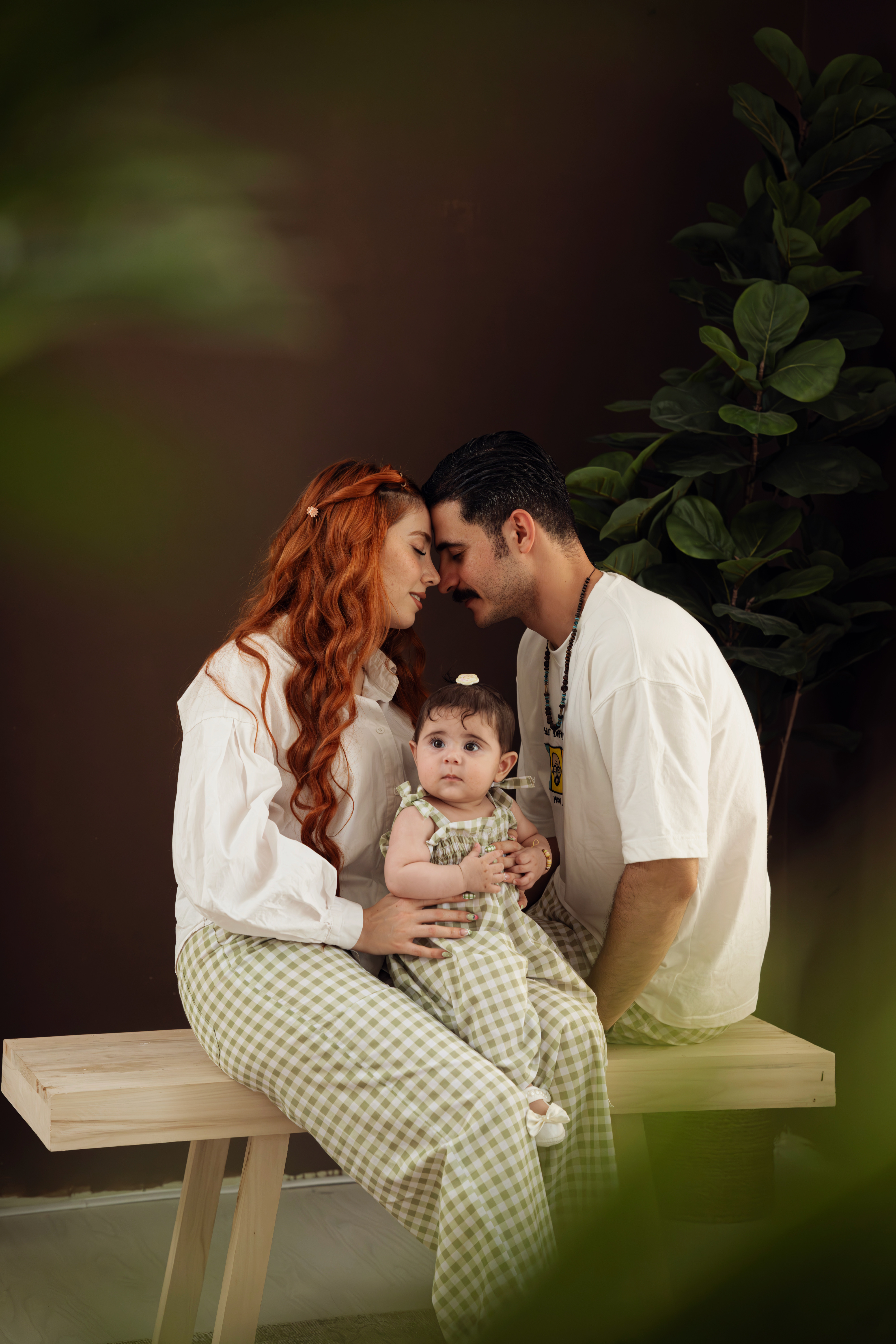 عکاسی خانوادگی در آتلیه Reve Studio تهرانپارس